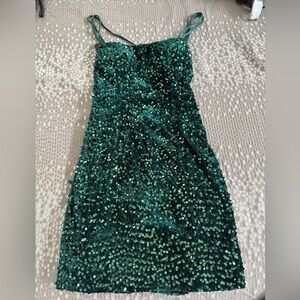 Elegant Green Sequin Dress